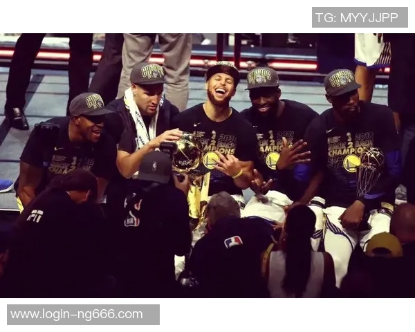 勇士与快船季后赛对决库里能否带队再创辉煌